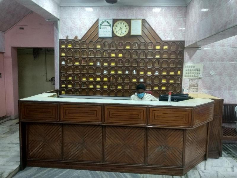Hotel Spot On 80584 Pudur Lucky Mansion Chennai Exterior foto